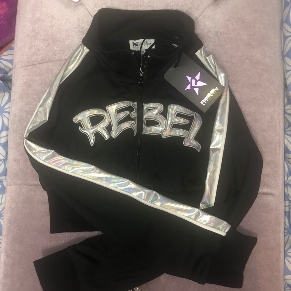 Rebel Athletic Crop Jacket🖤💎